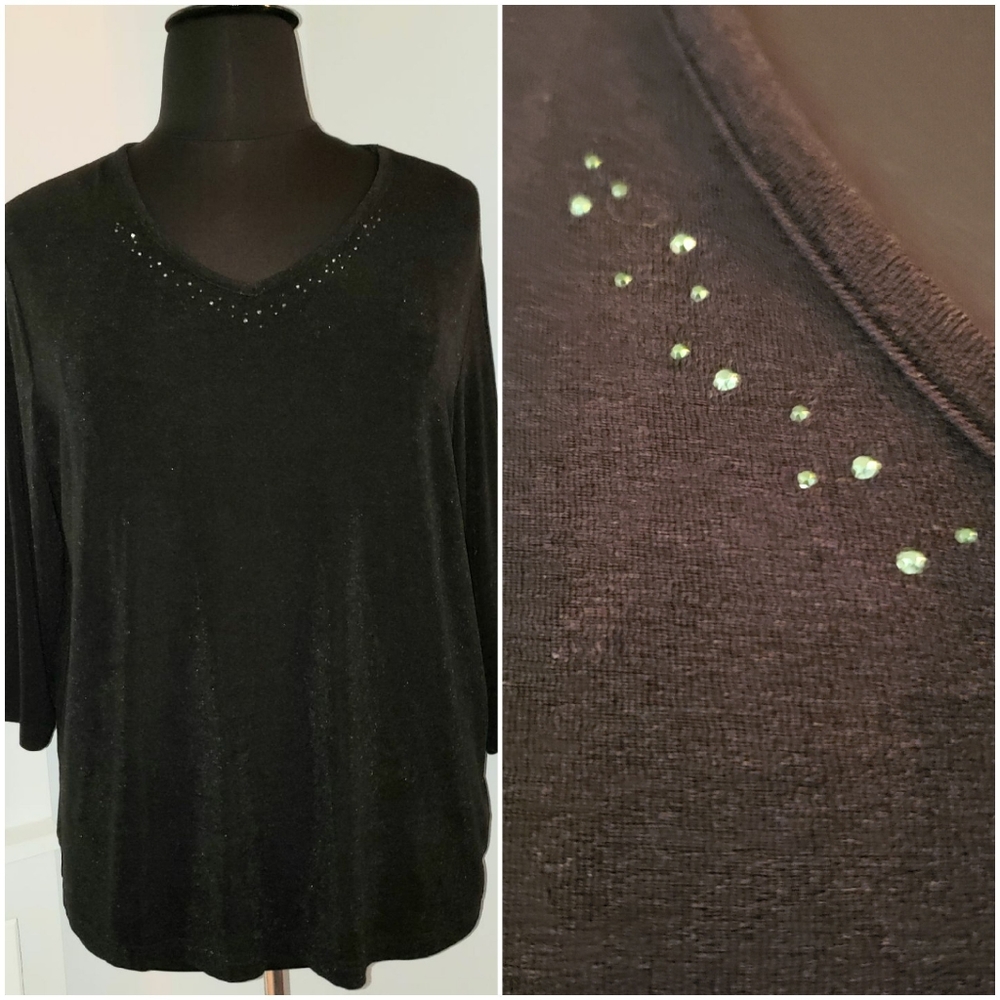 Kathy Ireland Plus 1X black jersey top green jewel